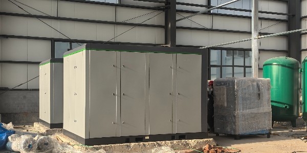 两级压缩空压机200kW一套安装完成！睿寂行